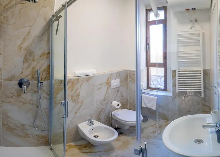 Сasa de vacaciones Modern 2br 2ba Metro Access 12min Duomo