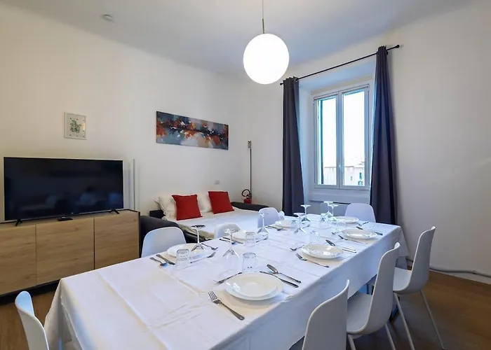 Сasa de vacaciones Modern 2br 2ba Metro Access 12min Duomo