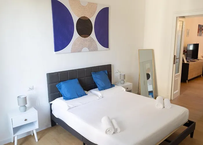 Modern 2br 2ba Metro Access 12min Duomo Сasa de vacaciones *