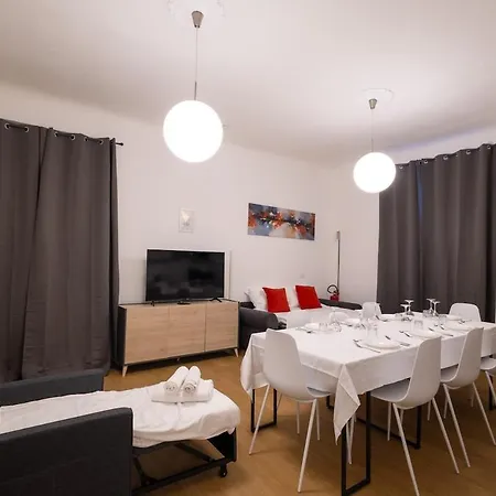 Vakantiehuis Modern 2br 2ba Metro Access 12min Duomo
