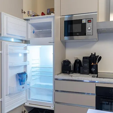 Modern 2br 2ba Metro Access 12min Duomo Prázdninový dům