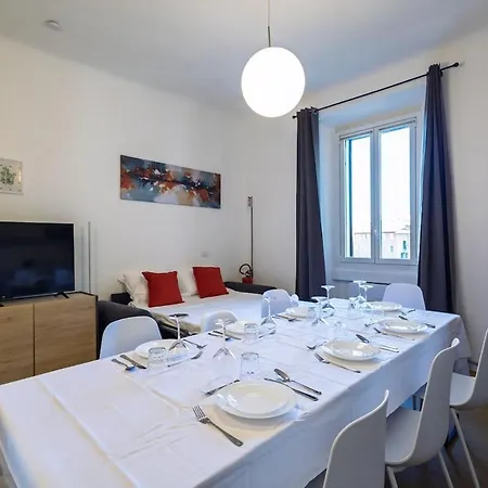 Prázdninový dům Modern 2br 2ba Metro Access 12min Duomo